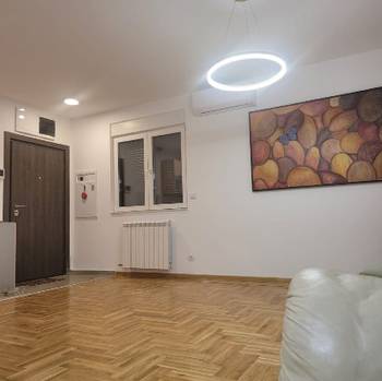 Vračar Gospodara Vučića 59, nov stan, visoko prizemlje, 50 m2 sa terasom 30 m2