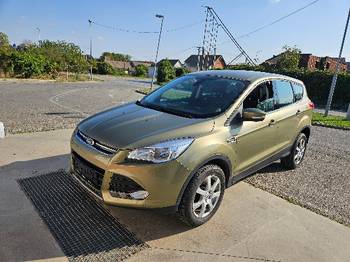 Ford Kuga 2.0 TDCI 2014g 4x4 103kw automatik kao nov