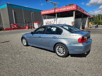 Bmw E90 318D 90Kw 6 brzina 2006g