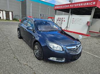 Opel Insignija automatik 2.0 CDTI cosmo oprema. 118Kw 2009g.