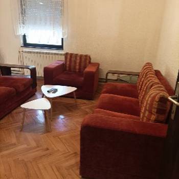 Izdajem prazan stan 100m2, Beograd