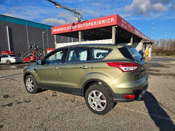 Ford Kuga 2.0 TDCI 2014g 4x4 103kw automatik kao nov. Ocarinjen