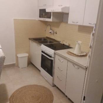 Izdajem sobu u Herceg Novom