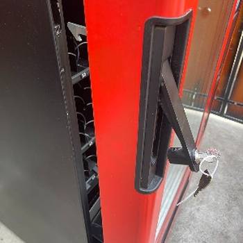 Vending Aparati FAS za sokove i grickalice ili drugu namenu