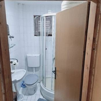 Izdaje se apartman-vikendica Ivanka,Srebrno jezero