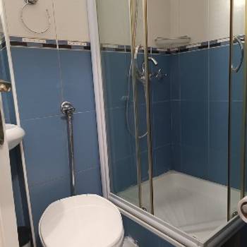 Izdajem renoviran 1.0 stan u Paviljonima, 35 m2