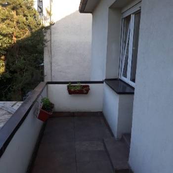 zdajem nameštenu sobu u Beogradu,na Zvezdari