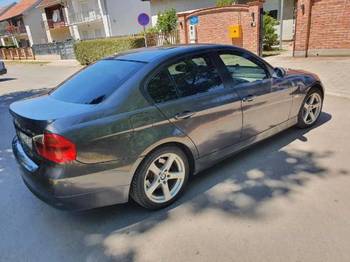BMW e 90 320 d 2005. godiste