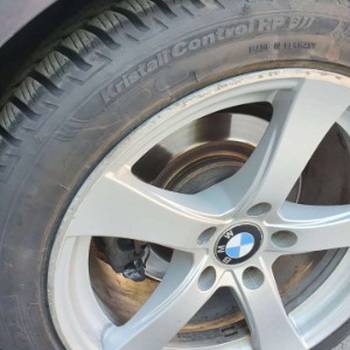 BMW e 90 320 d 2005. godiste