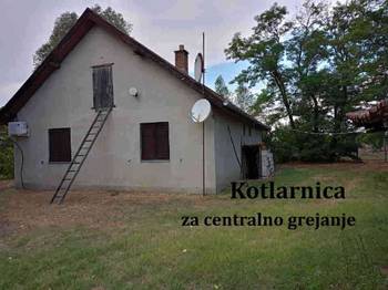 Prodaje se kuća/salaš u Hajdukovu na parceli od 3,5 jutra
