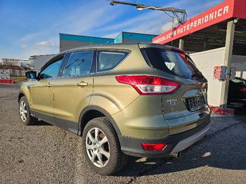 Ford Kuga 2.0 TDCI 2014g 4x4 103kw automatik kao nov. Ocarinjen