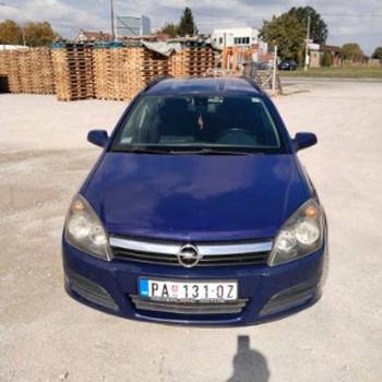 Opel astra katavan. 2006. godiste