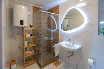 Mionik Home – Vaš stan na dan u centru Subotice