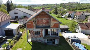 Useljiva kuća u Valjevu, Radjevo selo