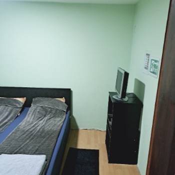 Izdaje se apartman-vikendica Ivanka,Srebrno jezero