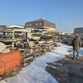 Prodajem vecu kolicinu granita, mermera, masina za kamenoresce, polirke