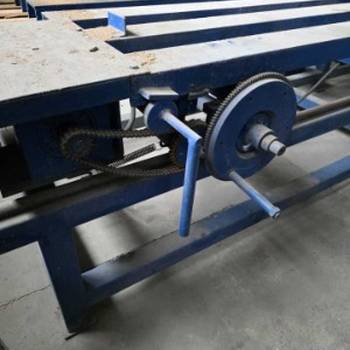 Prodajem frezu za secenje kamena i jos kamenorezackih masina. Cena