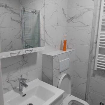 Zvezdara, izdajem jednoiposoban stan