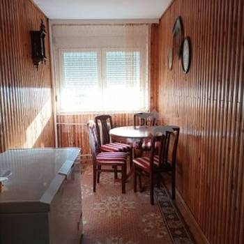 Izdajem dvosoban stan na Banovom Brdu