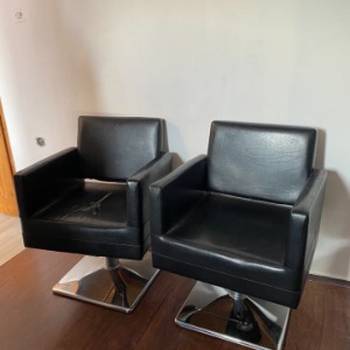 Na prodaju kompletna oprema za frizerski salon