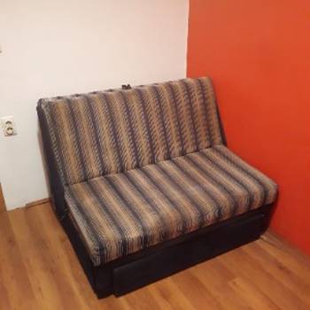 Izdajem nameštenu sobu u Beogradu,na Zvezdari