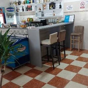 Potrebne radnice, Caffe Enigma