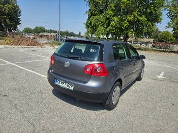 Golf 5 stranac 1.9 TDI 77kw BKC sa pravih 240.000 km 2005 god