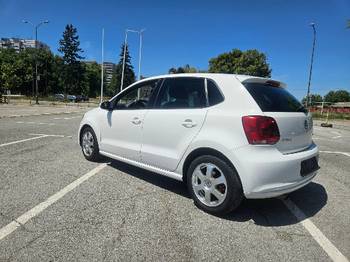 Polo 1.2 TSI 77kw 6 brzina 2011g tek stigao. Kao nov. Ocarinjen,