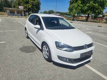 Polo 1.2 TSI 77kw 6 brzina 2011g tek stigao. Kao nov. Ocarinjen,