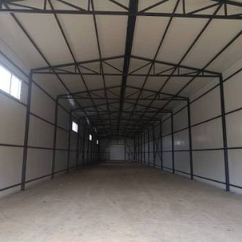 Izdaje SE HALA – poslovni prostor magacin Centar naselja Busije – opština Zemun