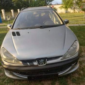 Prodaja polovnih delova za Citroena i Pežoa