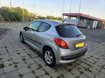 Pezo 207 stranac 1.4b 16v 65kw 2007 god